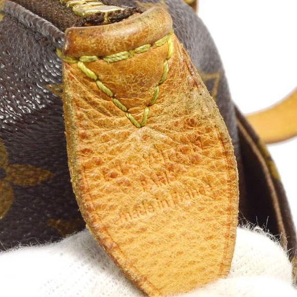 Beautiful Louis Vuitton Totally PM Shoulder Bag - Picture 11 of 14